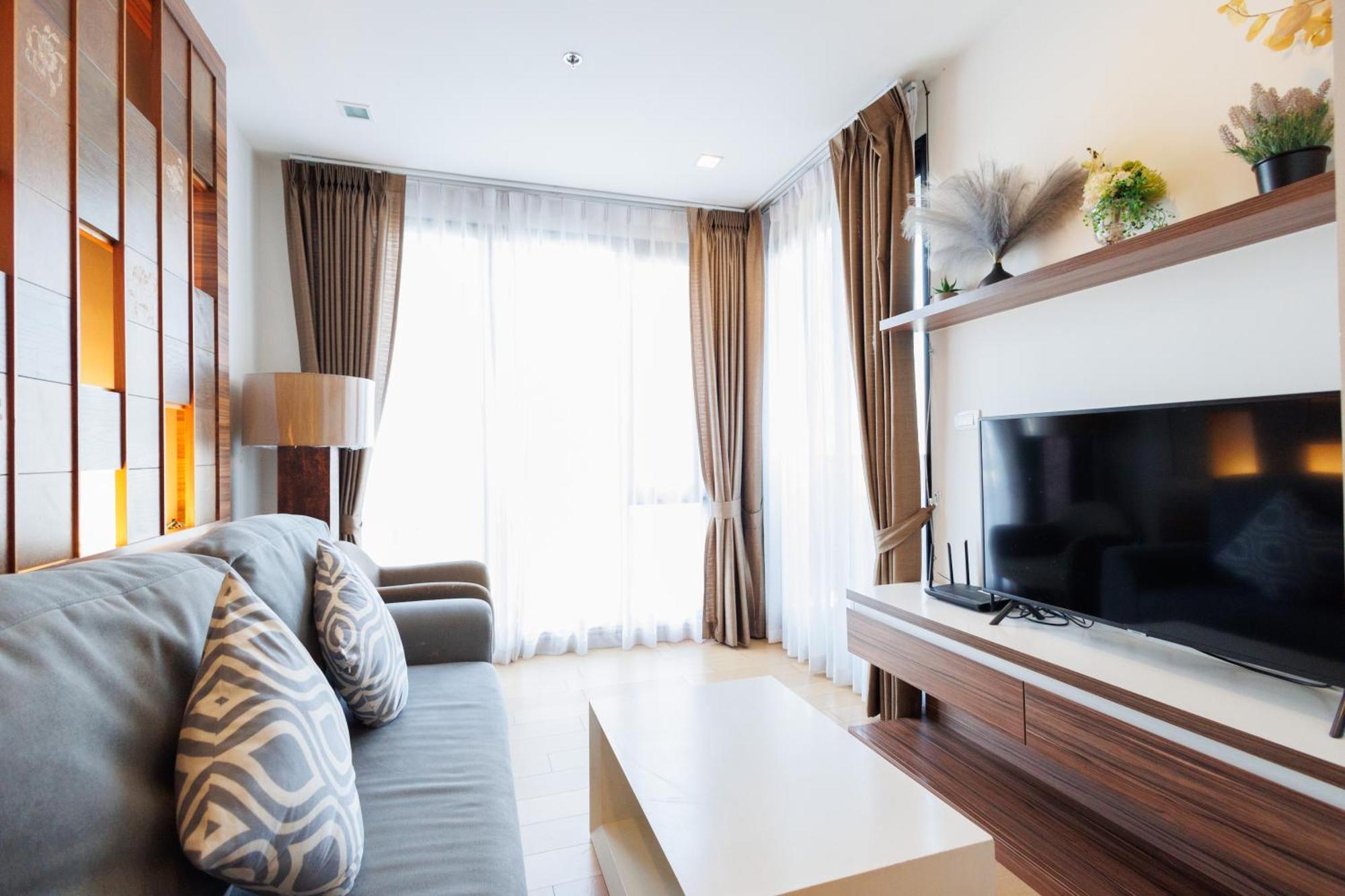 The Astra Condo City Center Chiang Mai Exteriör bild