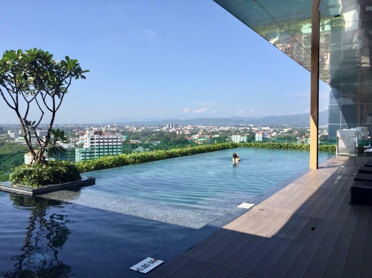 The Astra Condo City Center Chiang Mai Exteriör bild